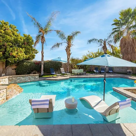Larrea By Avantstay Luxurious Oasis W Pool Hot Tub